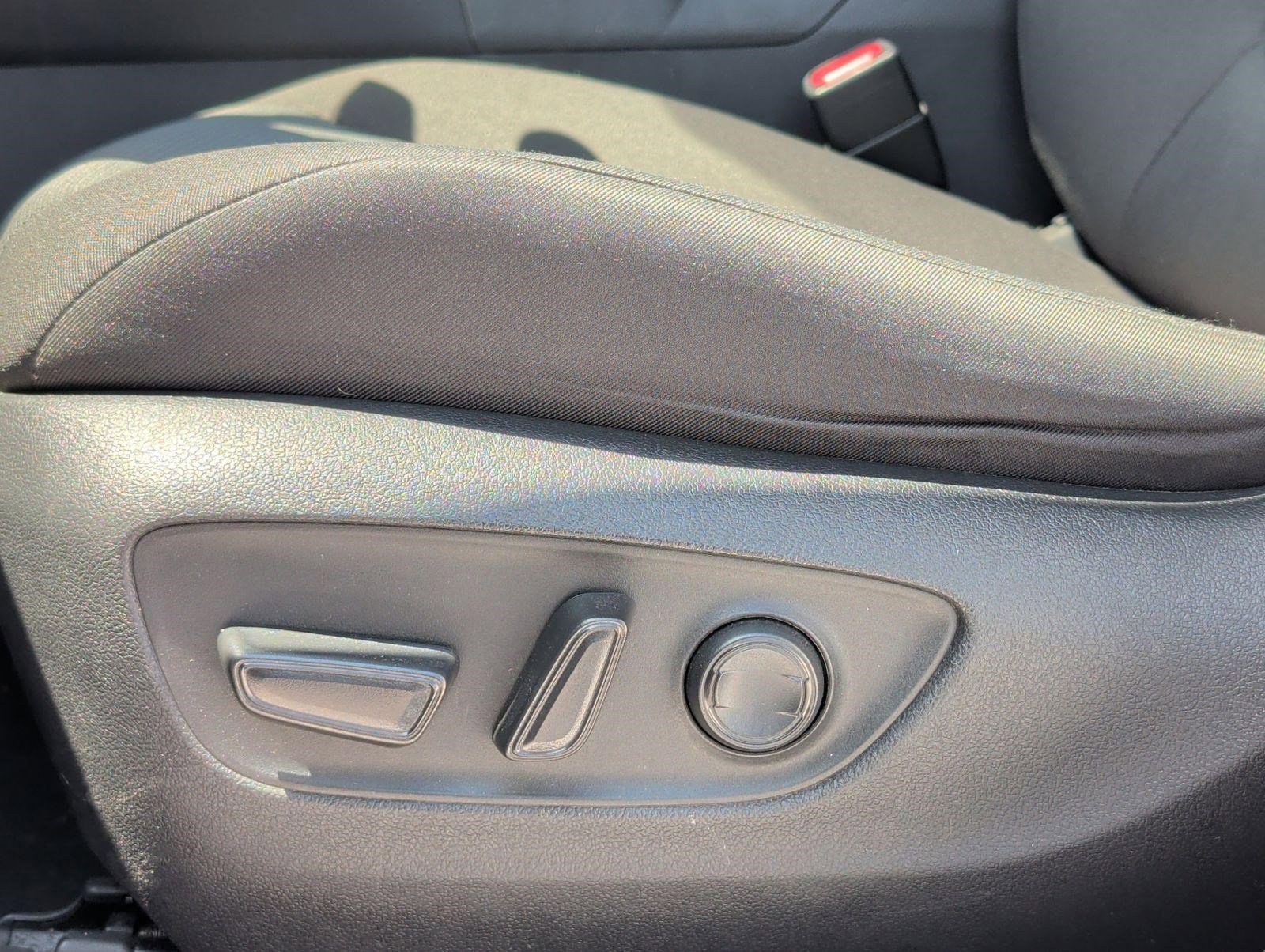 Used 2024 Toyota RAV4 XLE AWD/4WD image 10
