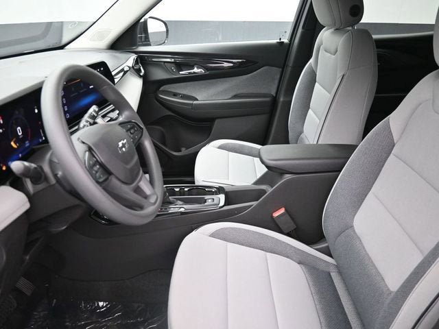 New 2026 Chevrolet TrailBlazer LT w/ Midnight Edition FWD image 16
