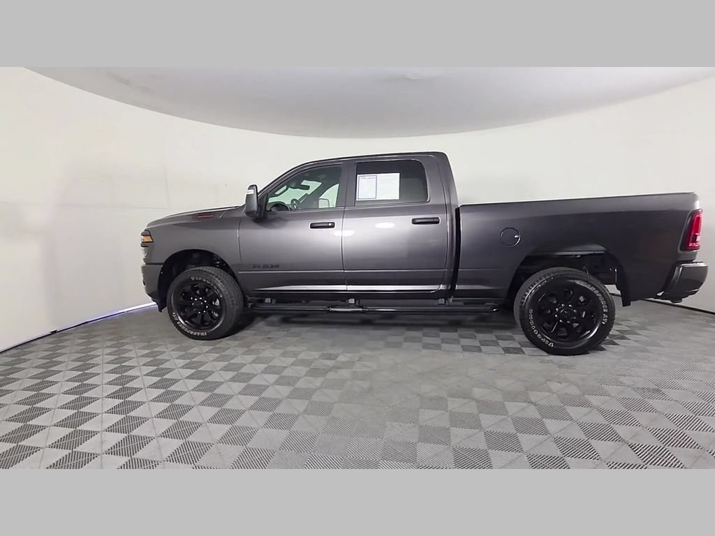 Used 2025 RAM 2500 Big Horn AWD/4WD image 47