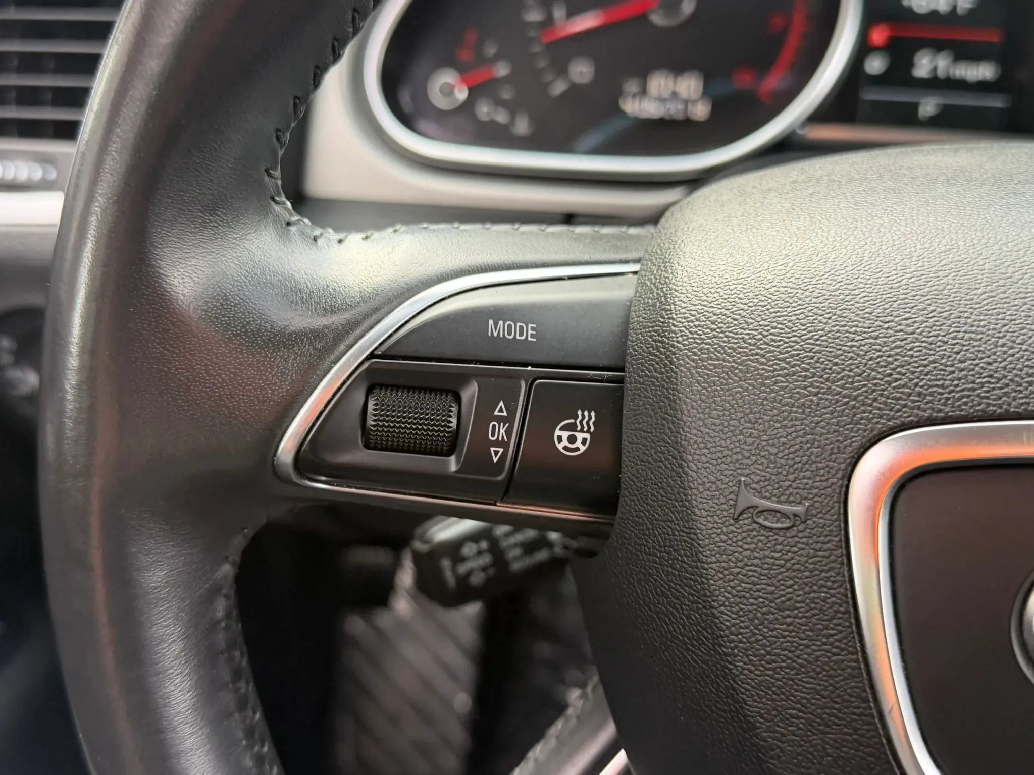 Used 2014 Audi Q7 3.0T S line Prestige w/ Towing Package AWD/4WD image 35