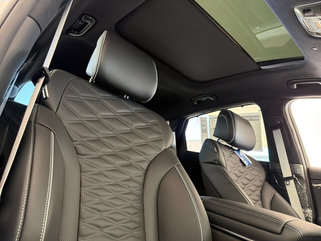 New 2026 Genesis GV80 3.5T e-SC AWD/4WD image 16