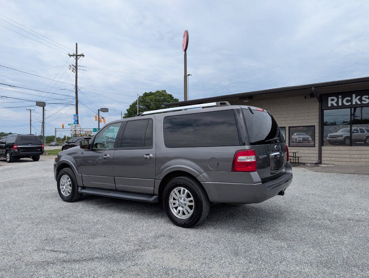 Used 2012 Ford Expedition EL Limited AWD/4WD image 9