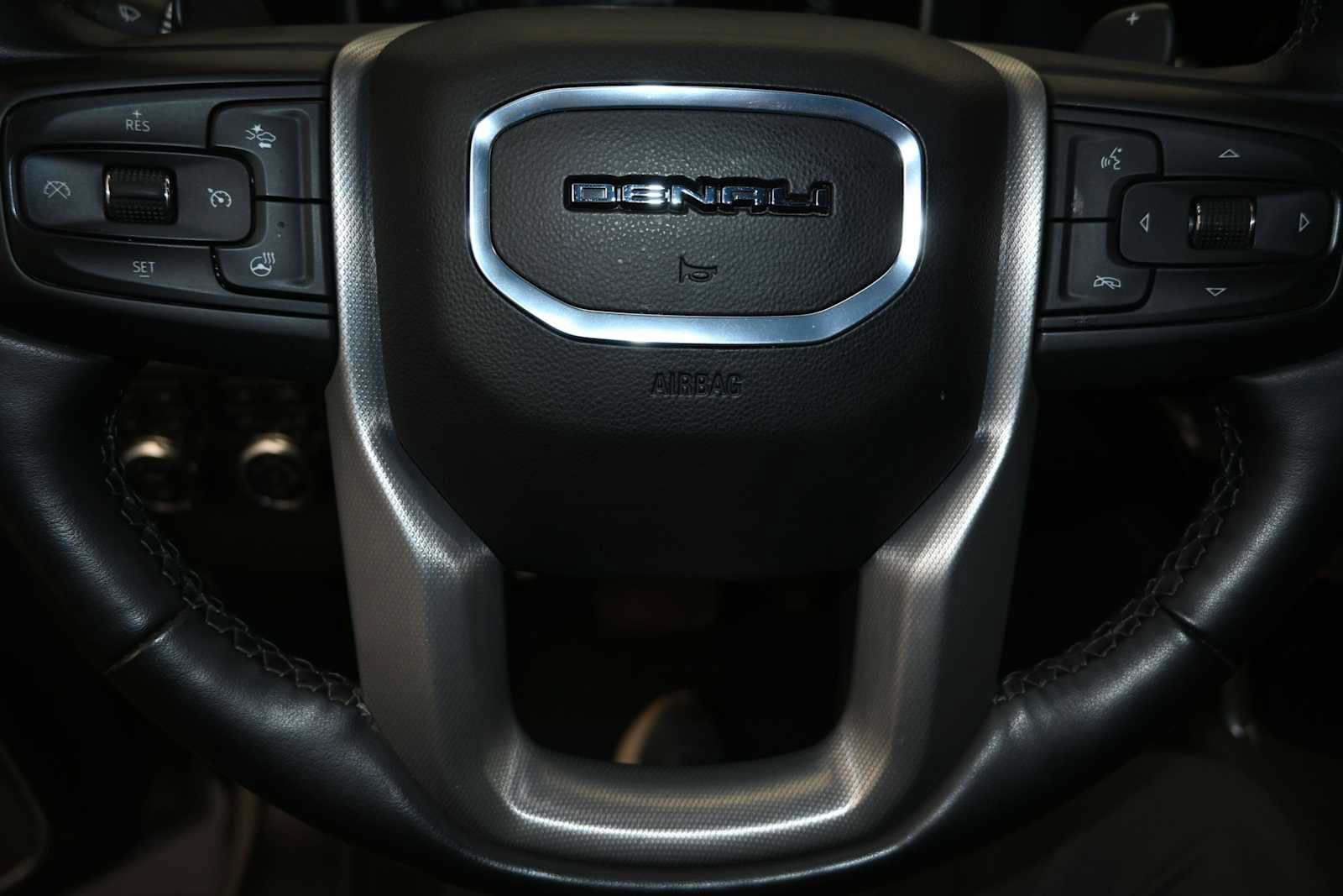 Used 2024 GMC Sierra 1500 Denali w/ Denali Reserve Package AWD/4WD image 18