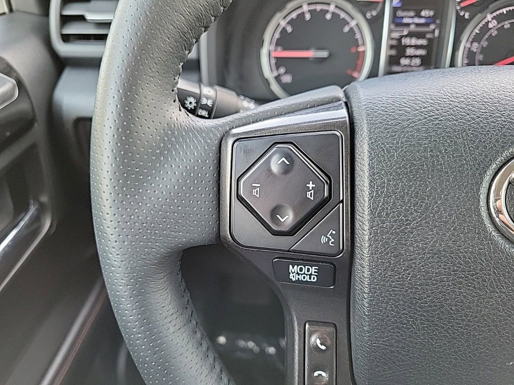 Used 2020 Toyota 4Runner TRD Off-Road Premium image 24