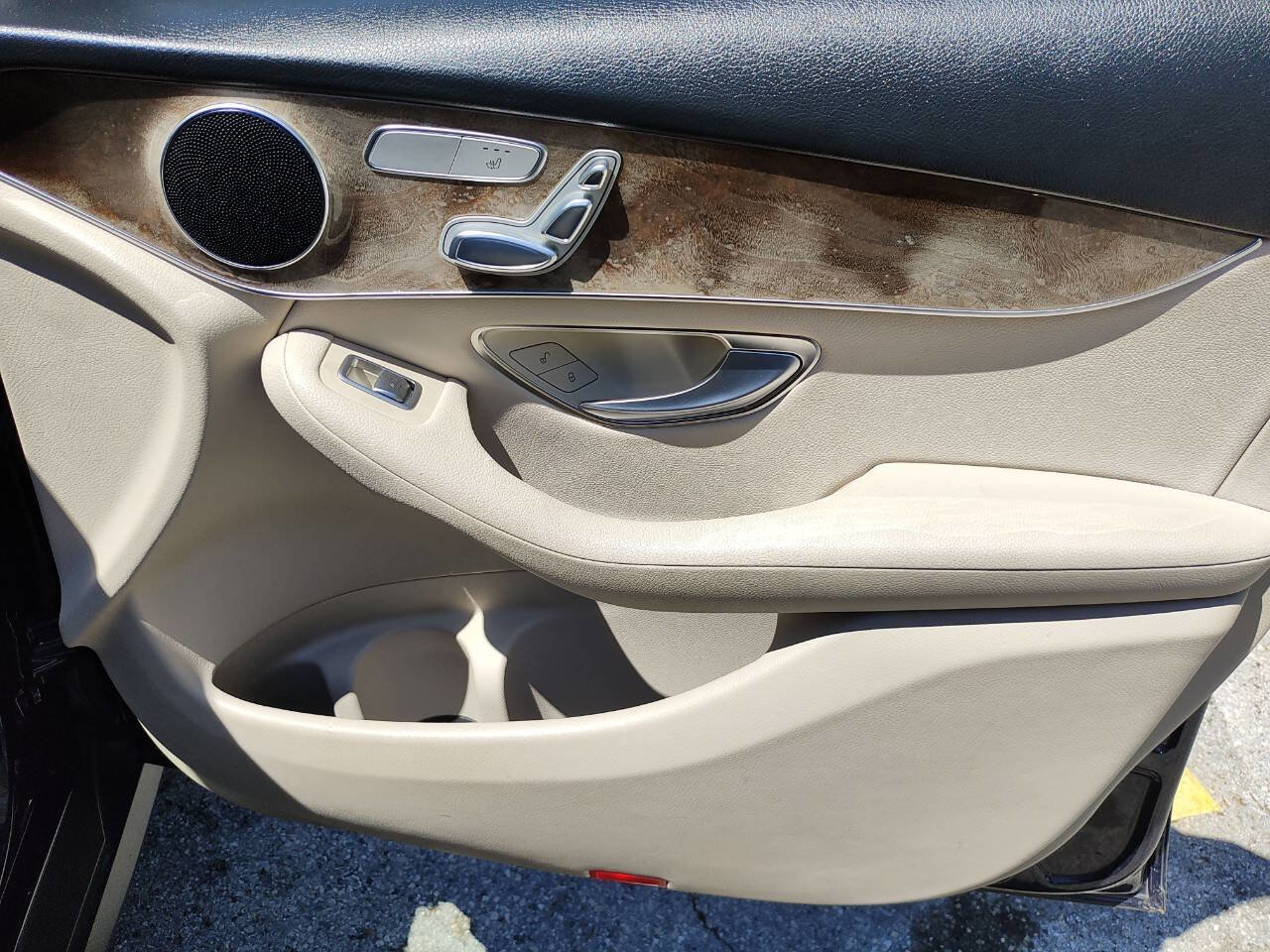Used 2017 Mercedes-Benz GLC 300 image 50