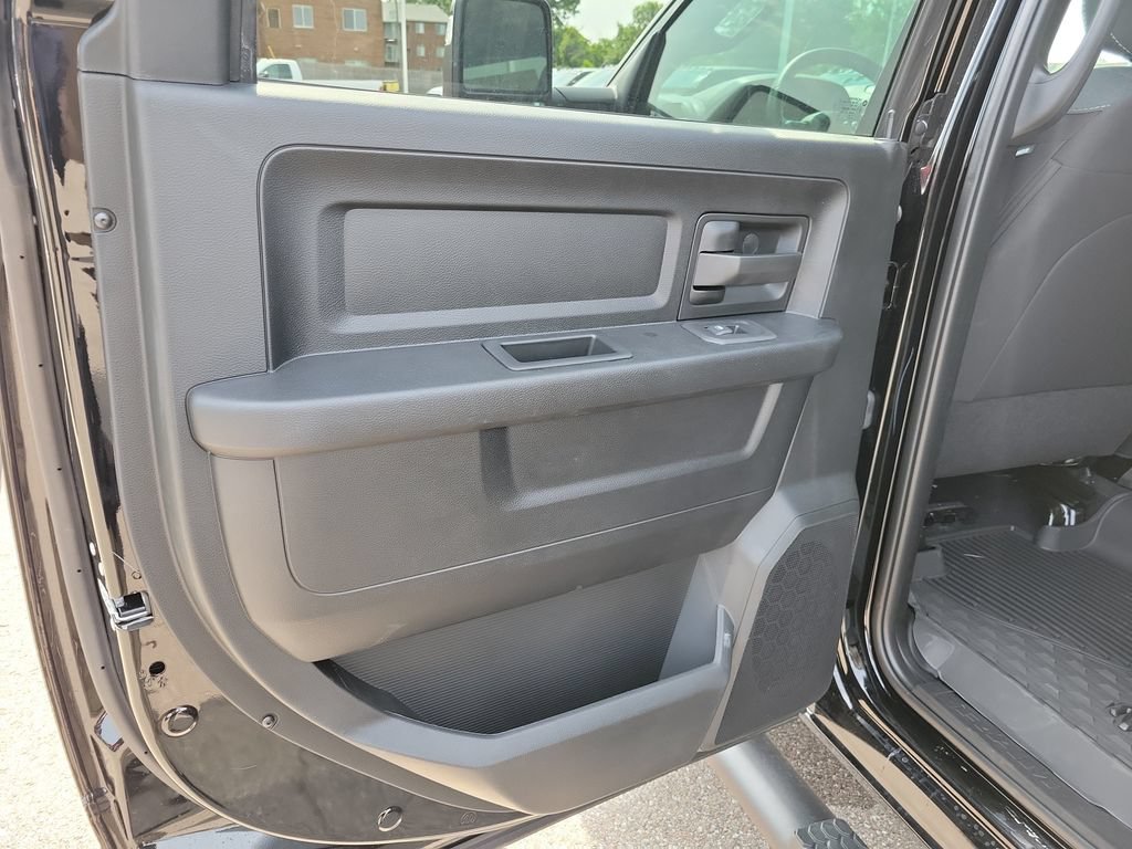 New 2026 RAM 2500 Warlock AWD/4WD image 10
