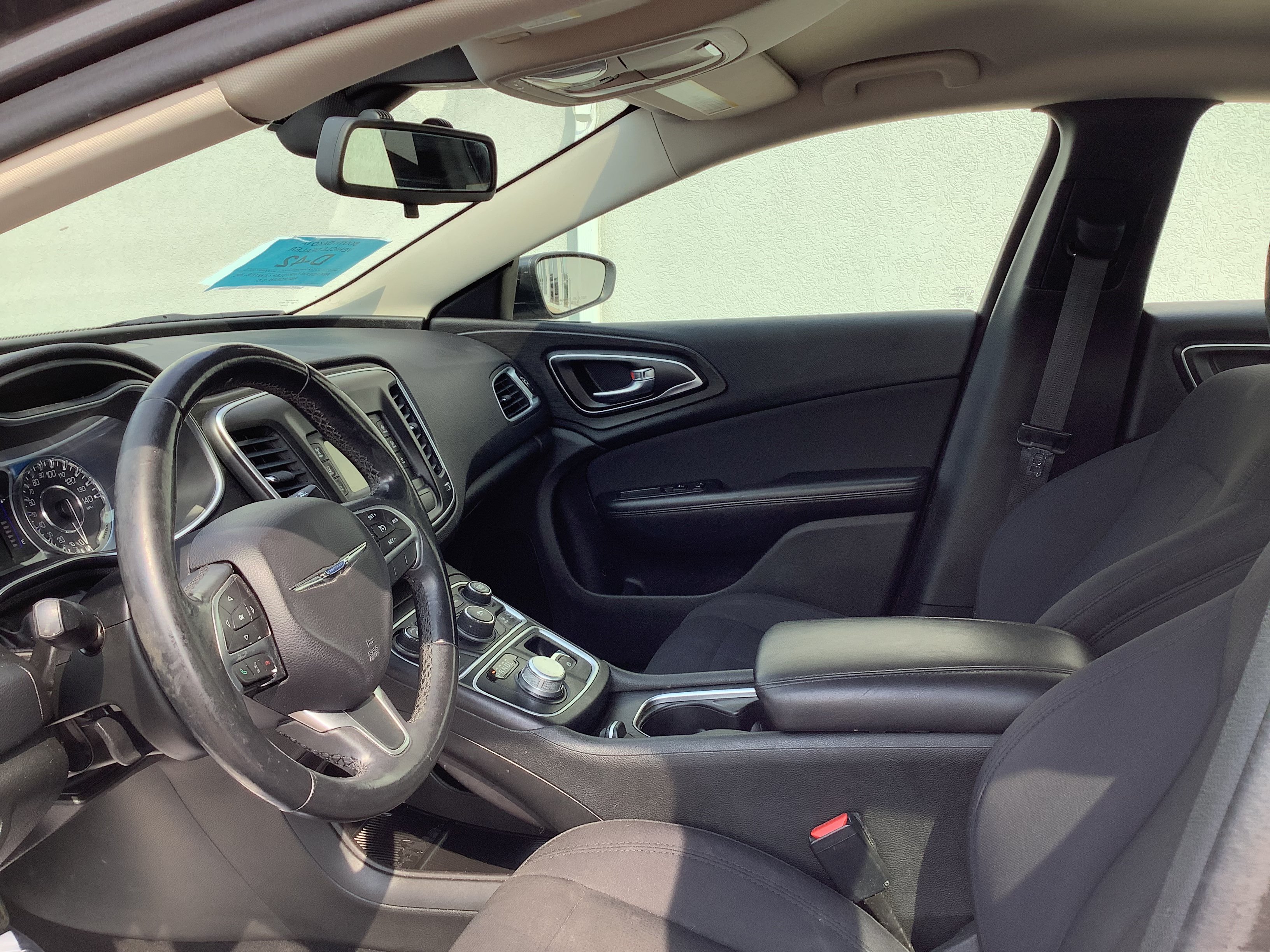 Used 2015 Chrysler 200 Limited w/ Convenience Group FWD image 10