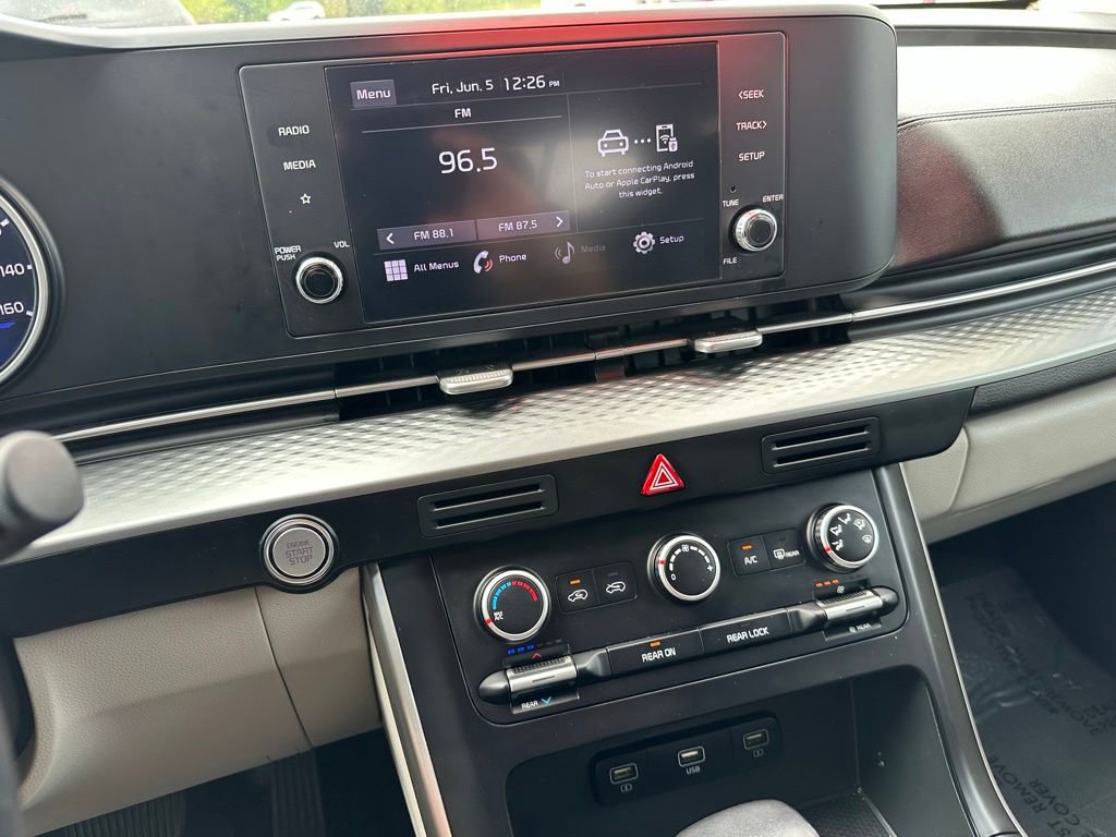 Used 2022 Kia Carnival LX FWD image 26