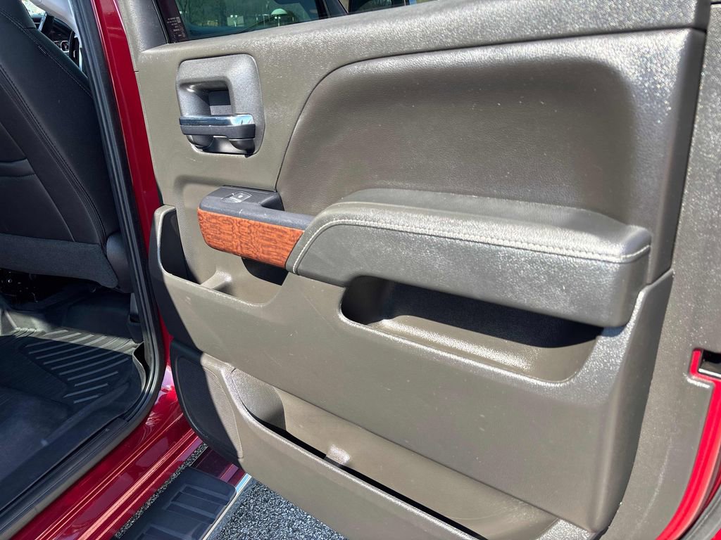 Used 2018 GMC Sierra 1500 SLT w/ SLT Premium Package AWD/4WD image 29