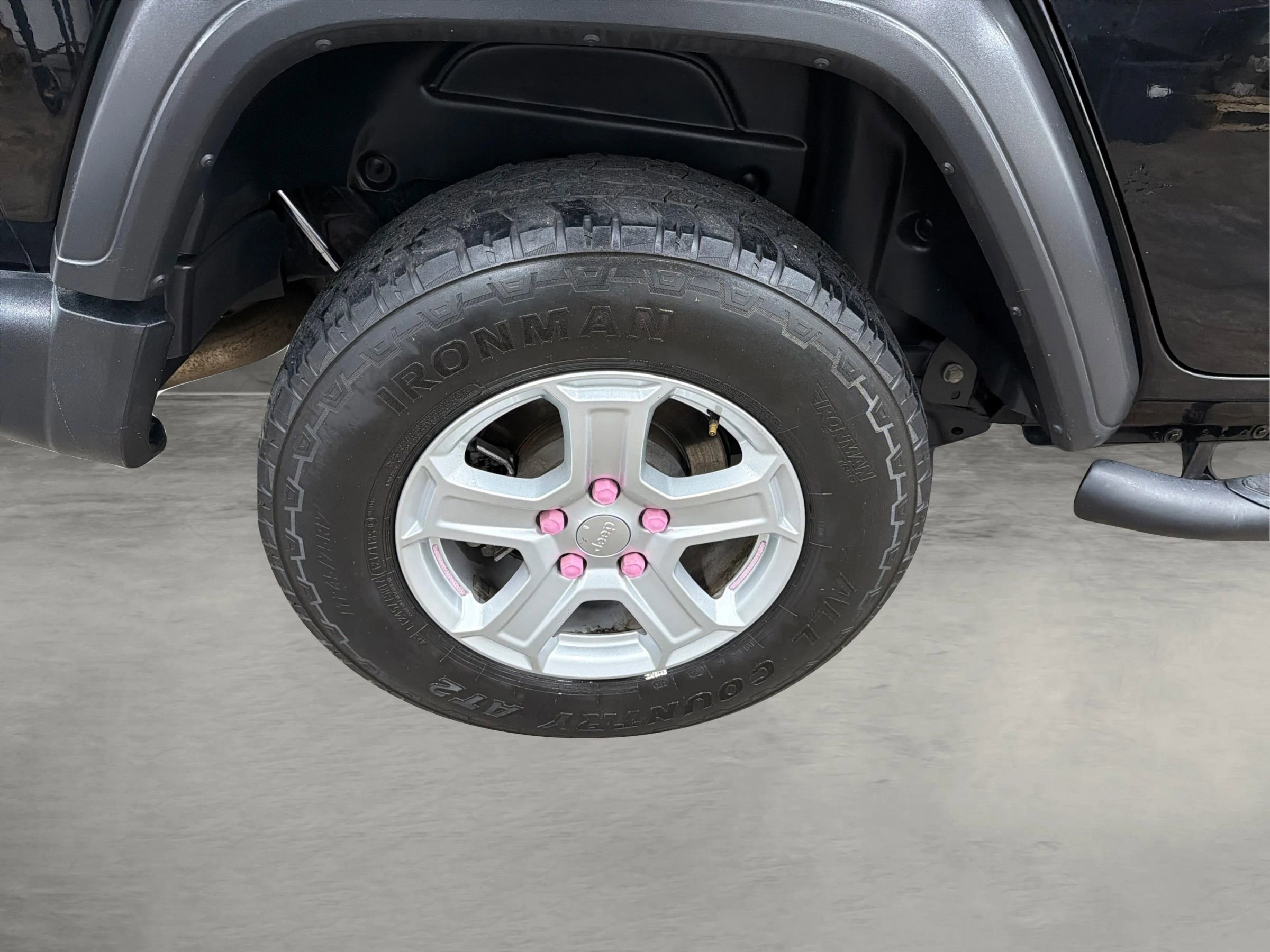 Used 2019 Jeep Wrangler Unlimited Sport S image 16