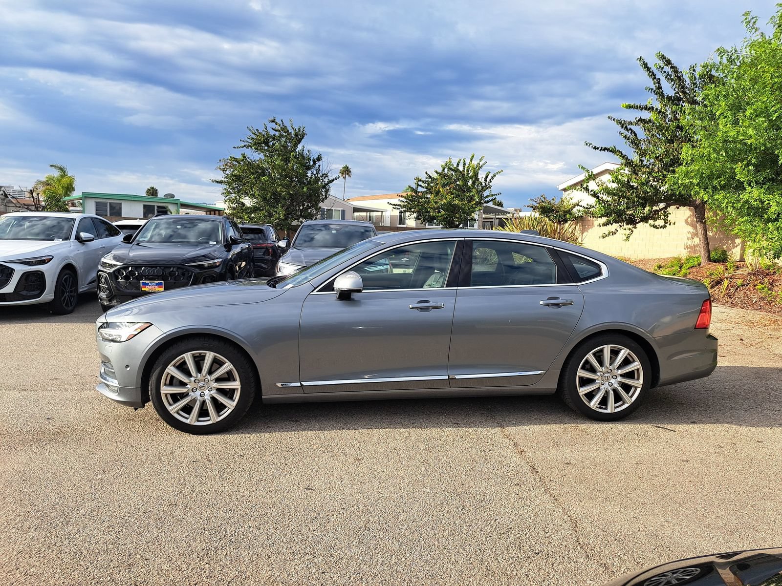 Used 2017 Volvo S90 T6 Inscription w/ Vision Package AWD/4WD image 8