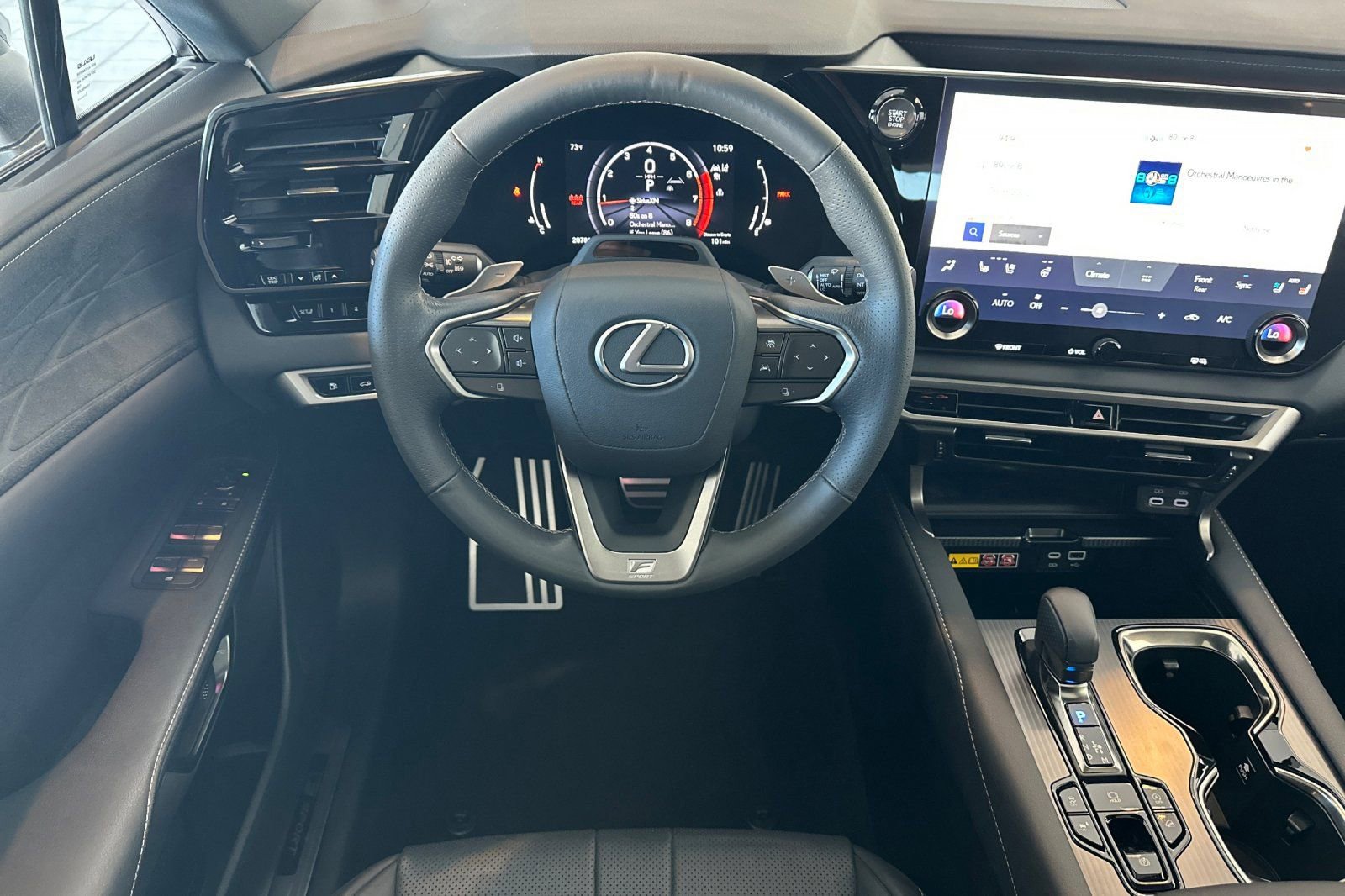 Used 2023 Lexus RX 350 F Sport w/ Cold Area Package image 14