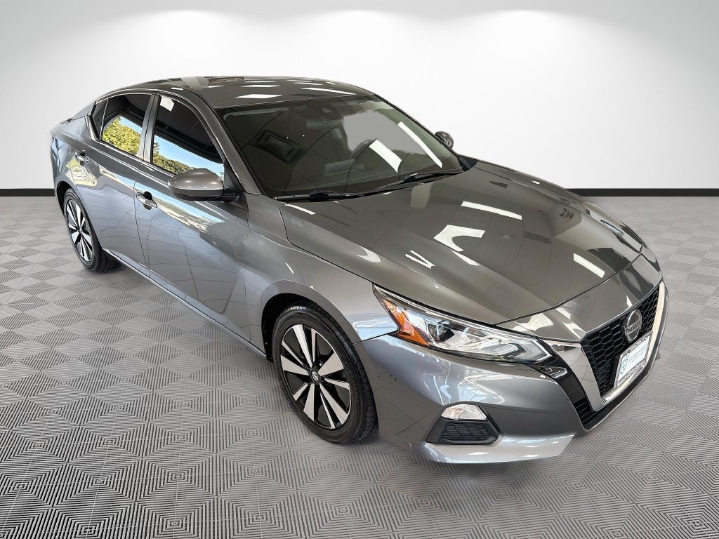 Used 2022 Nissan Altima 2.5 SV FWD image 18