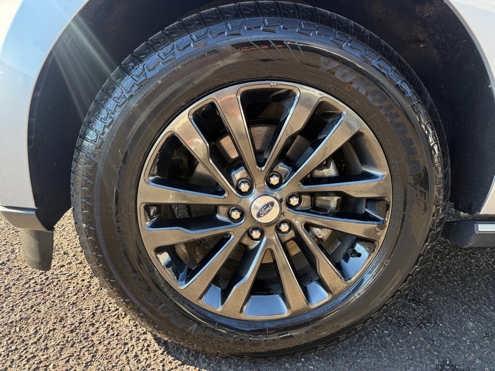 Used 2019 Ford Expedition Limited image 11