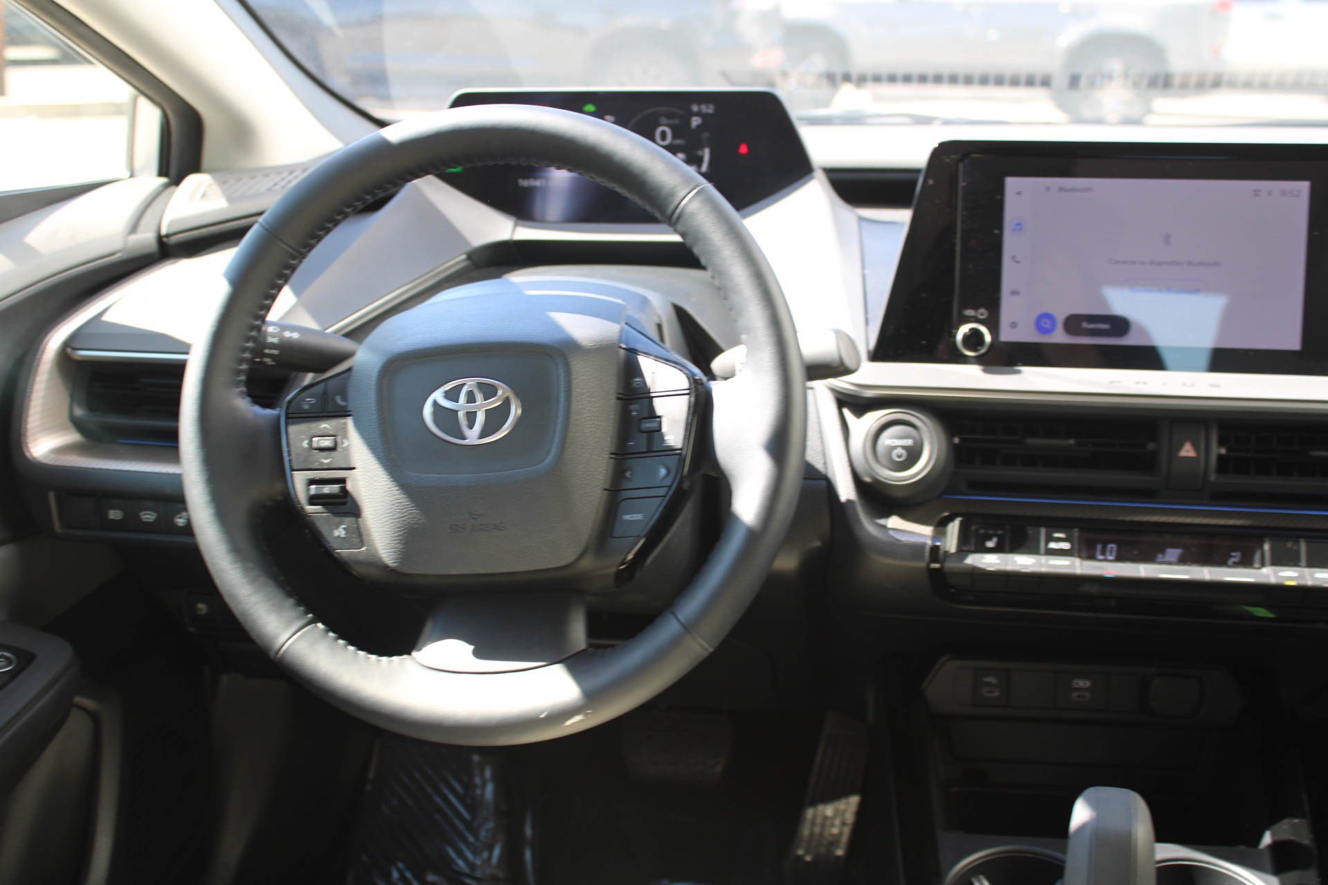 Certified 2024 Toyota Prius XLE FWD image 15