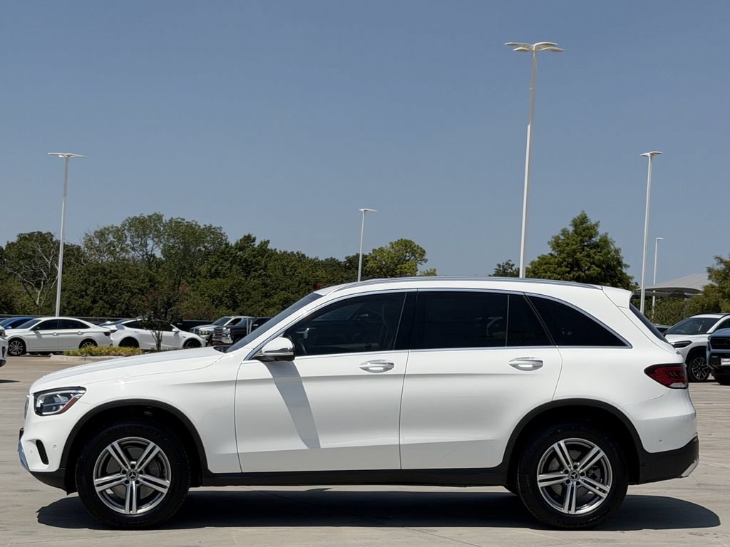 Used 2021 Mercedes-Benz GLC 300 image 3