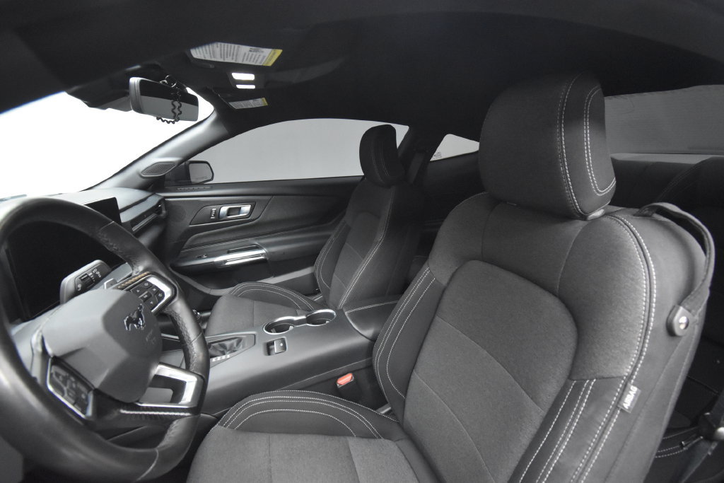 Used 2024 Ford Mustang GT RWD image 13