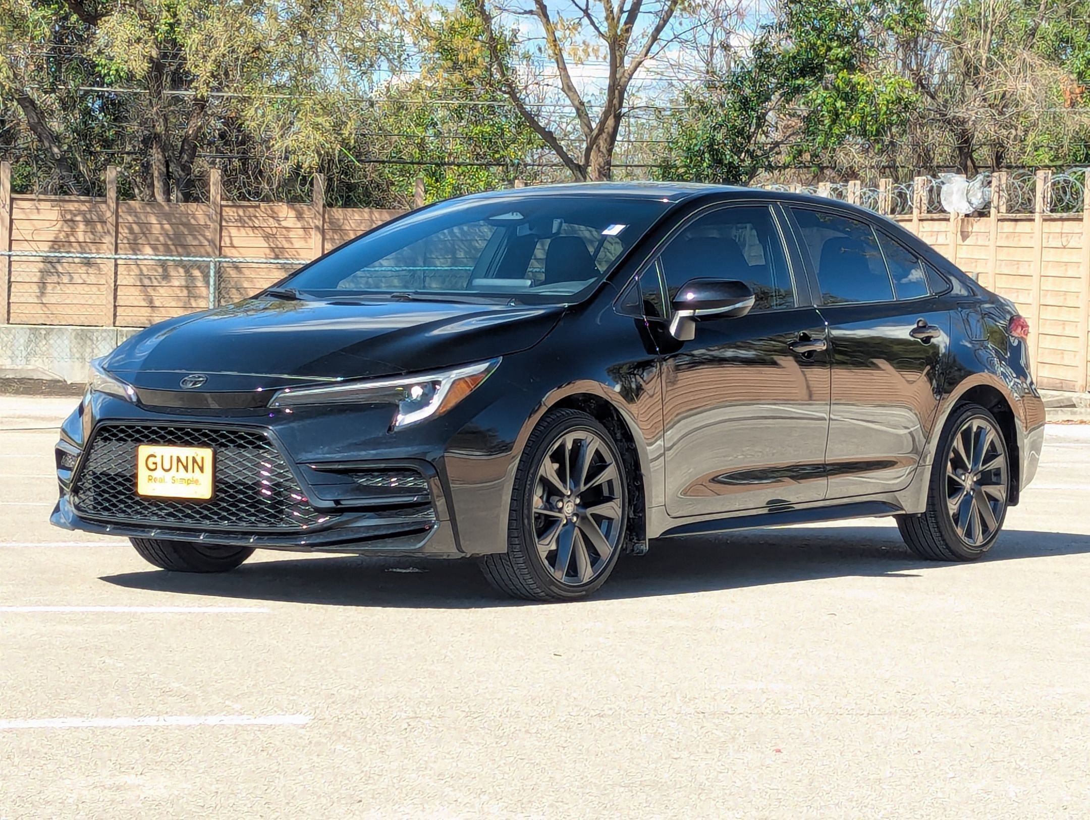 Used 2023 Toyota Corolla SE image 7