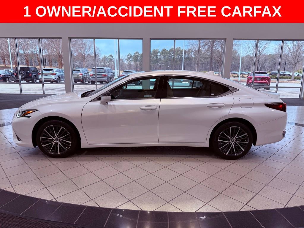 Certified 2024 Lexus ES 250 w/ Premium Package image 4
