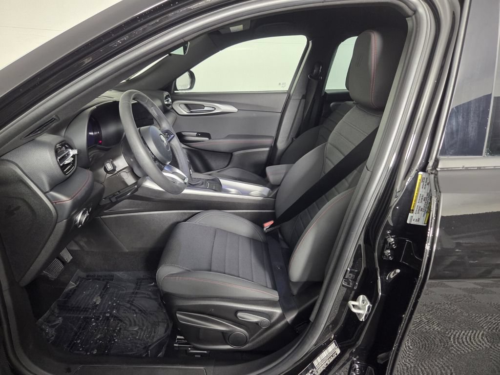 Used 2025 Dodge Hornet GT AWD/4WD image 8