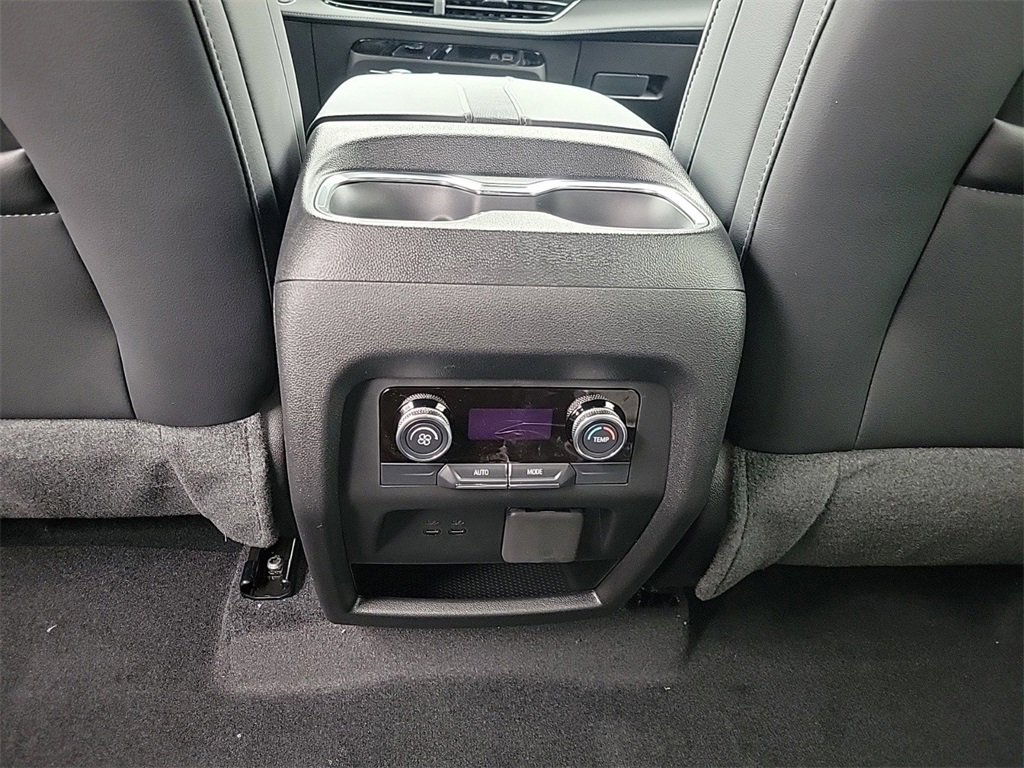 New 2025 Buick Enclave Sport Touring w/ Power Package image 31