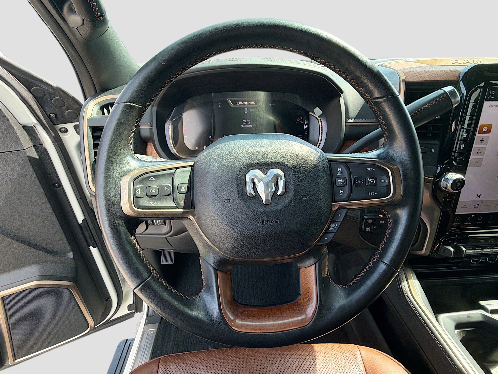 Used 2023 RAM 2500 Limited image 38