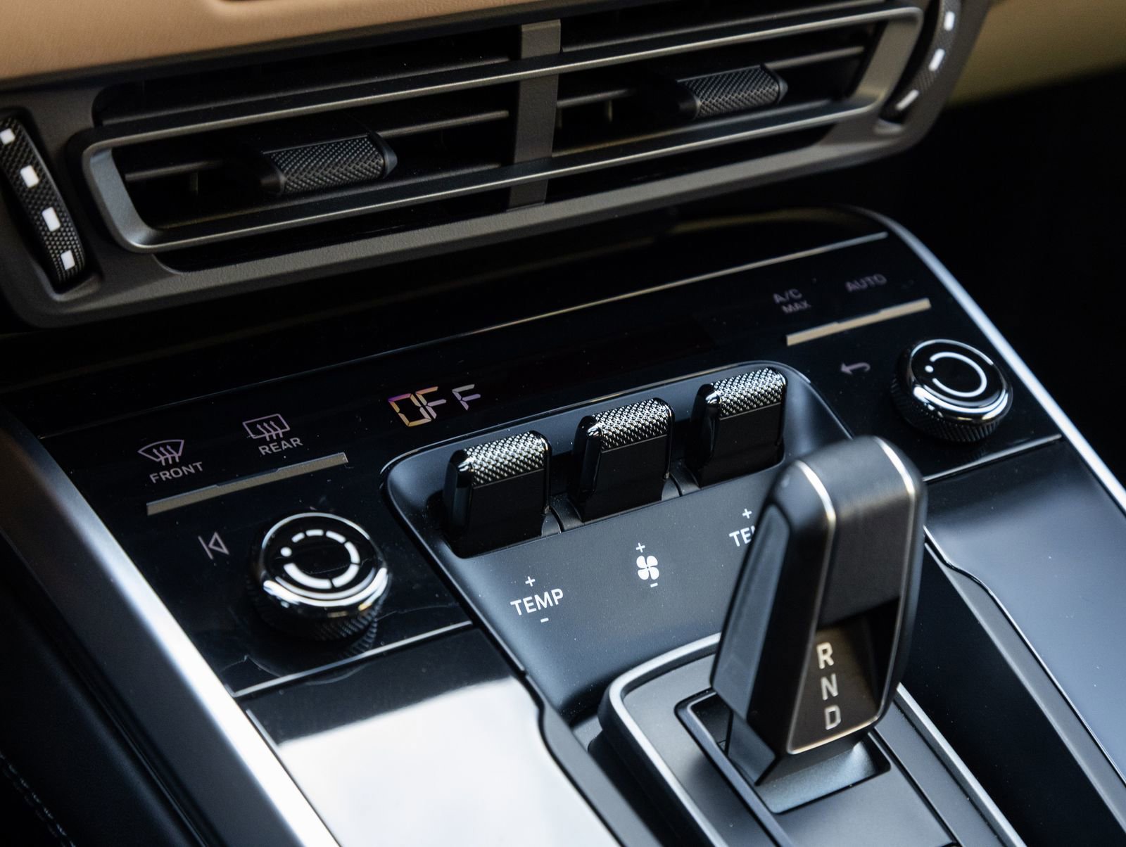 Certified 2024 Porsche 911 Turbo S image 29