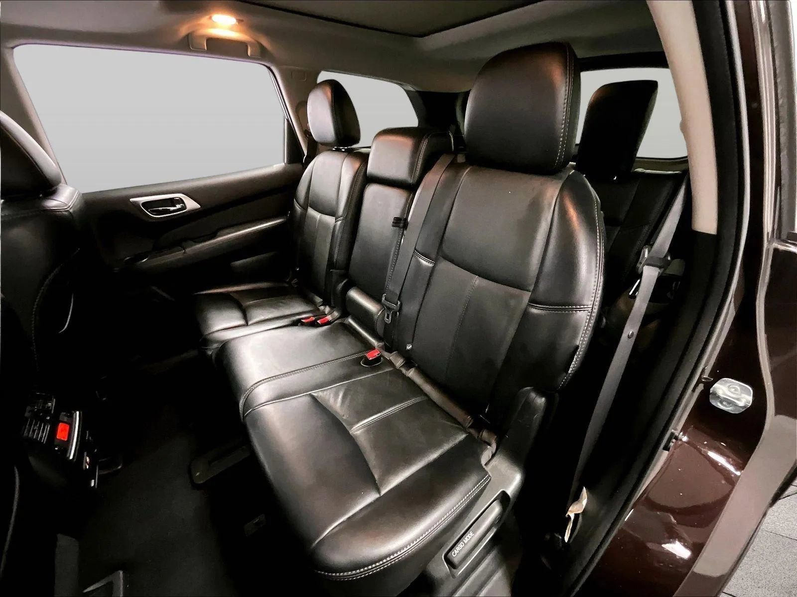 Used 2019 Nissan Pathfinder SL w/ SL Premium Package image 26