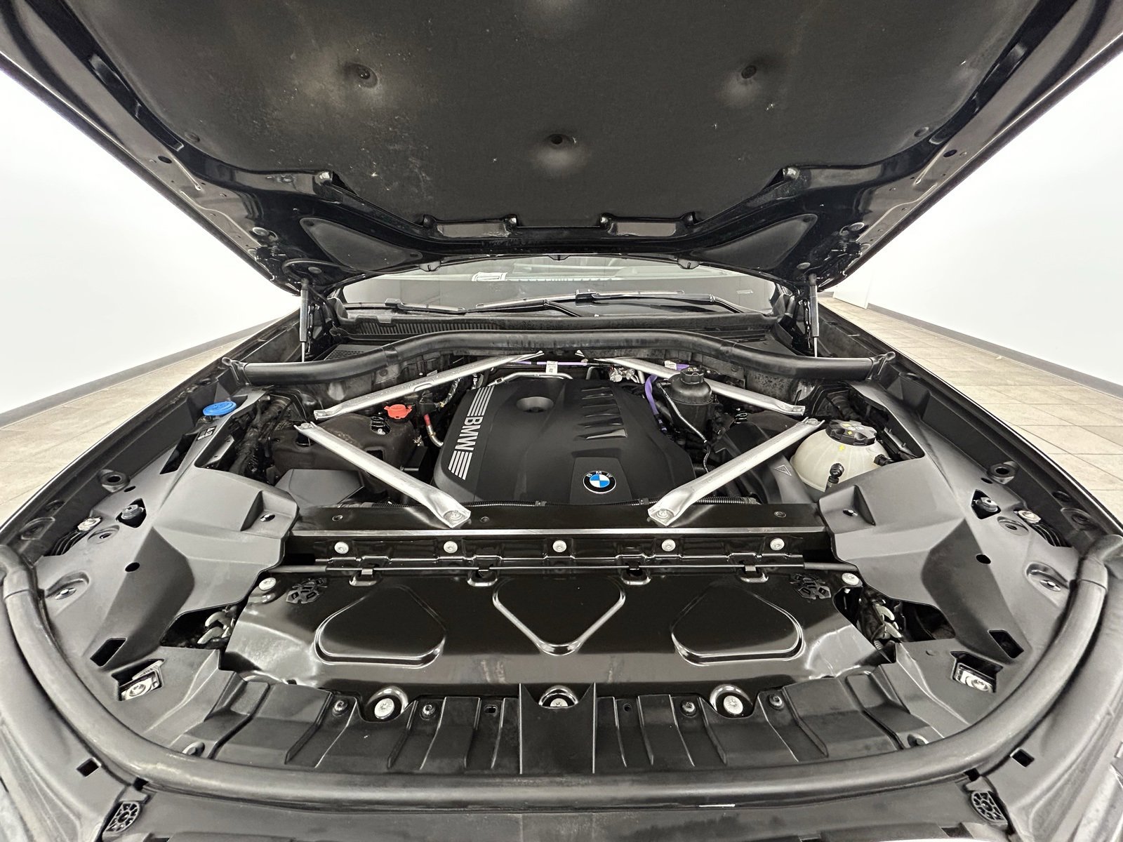 Used 2024 BMW X7 xDrive40i image 46