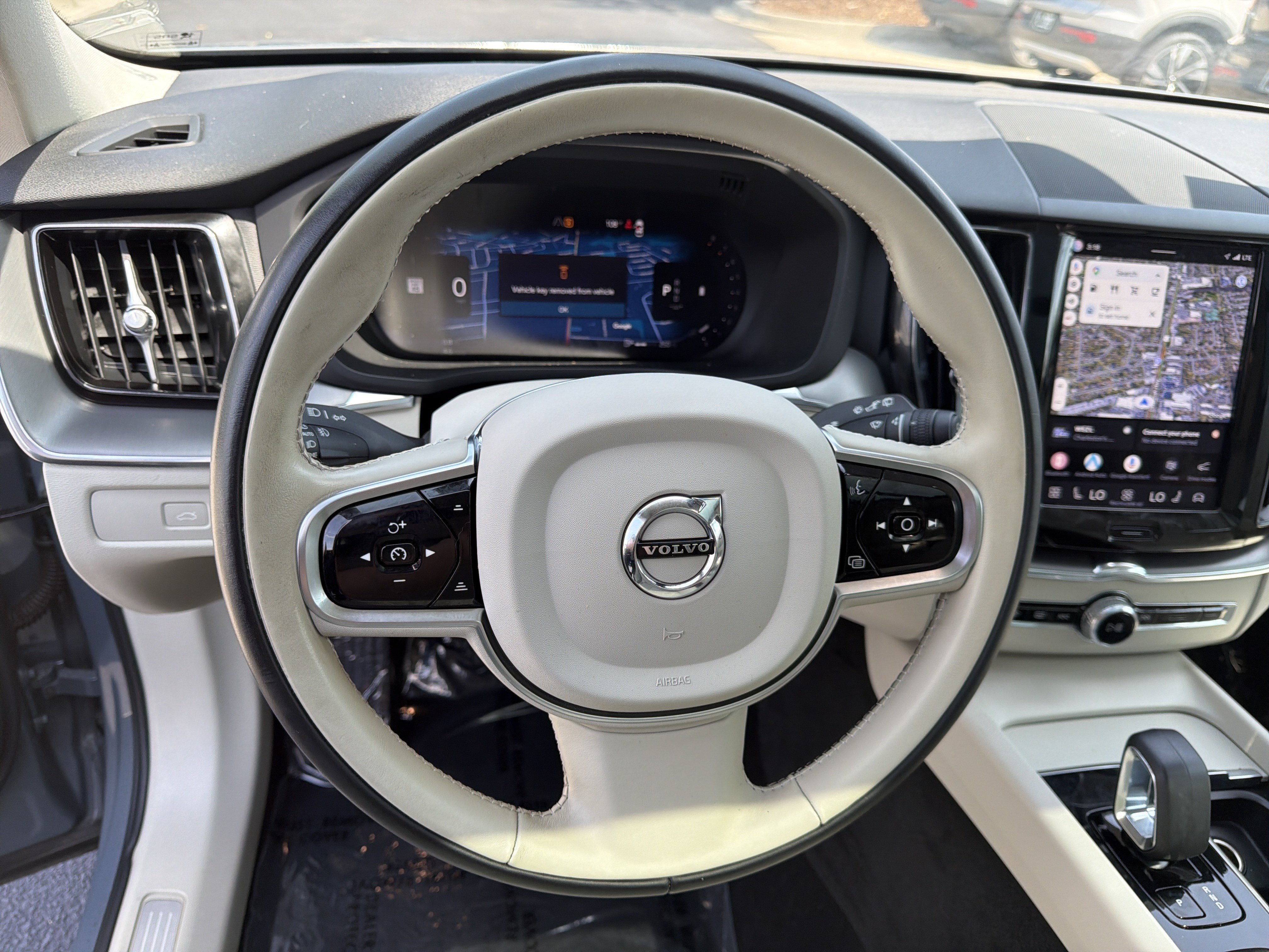 Certified 2024 Volvo XC60 B5 Core AWD/4WD image 18