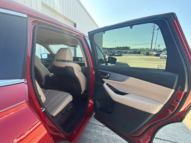 Used 2023 Acura MDX w/ Technology Package AWD/4WD image 17