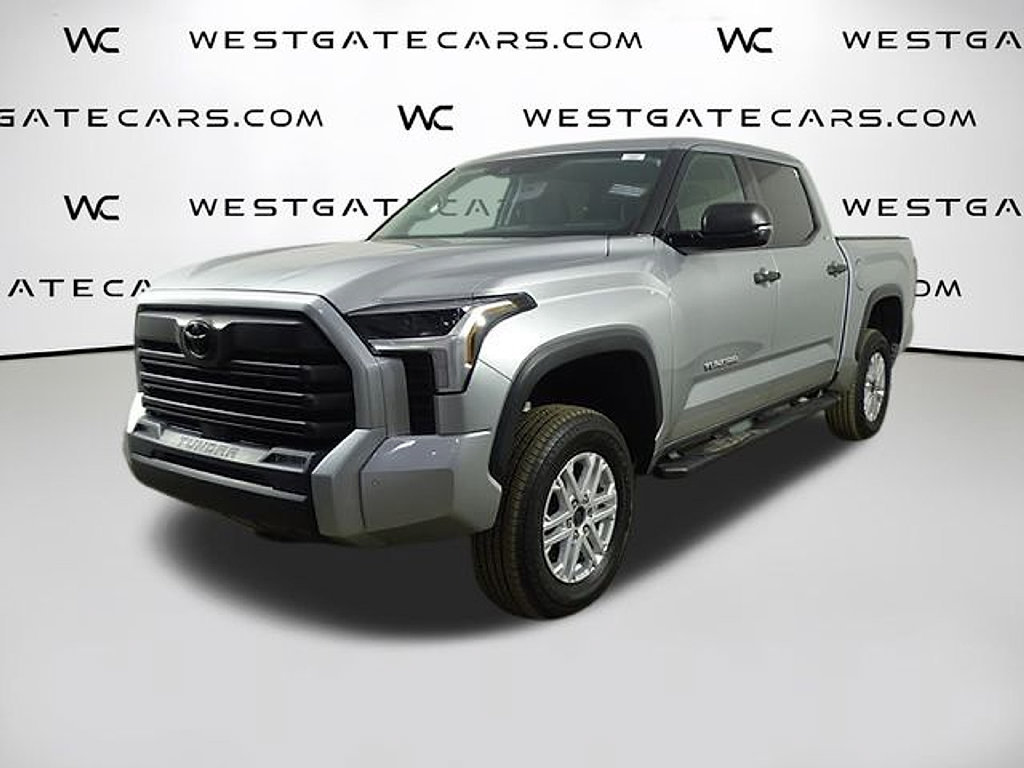 Used 2022 Toyota Tundra SR5 w/ SR5 Convenience Package