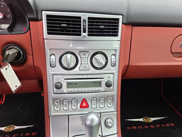 Used 2005 Chrysler Crossfire Limited image 6