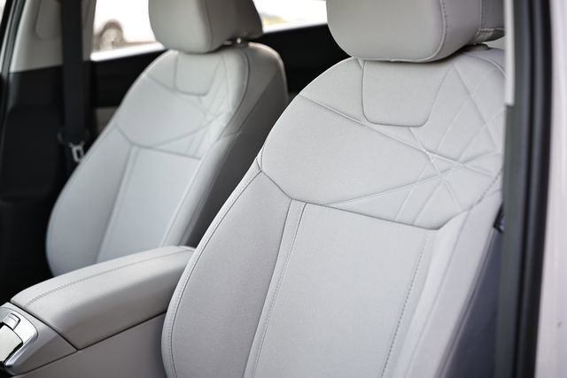 Certified 2025 Hyundai Tucson SE FWD image 20