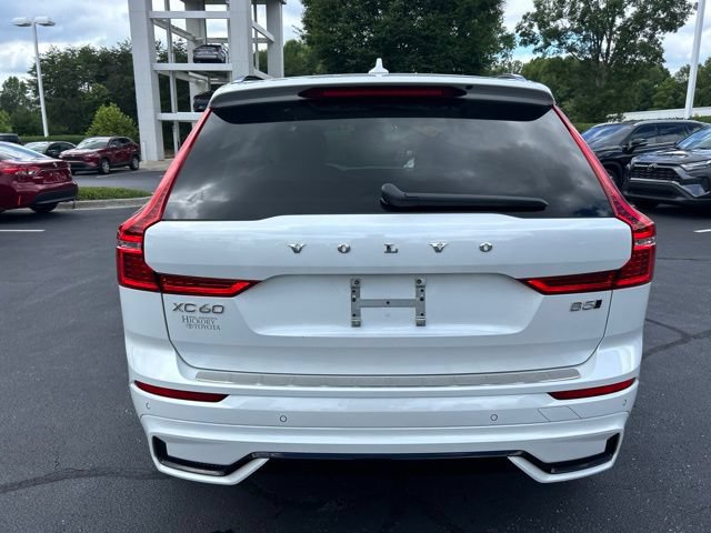Used 2025 Volvo XC60 B5 Plus w/ Protection Package Premier AWD/4WD image 8