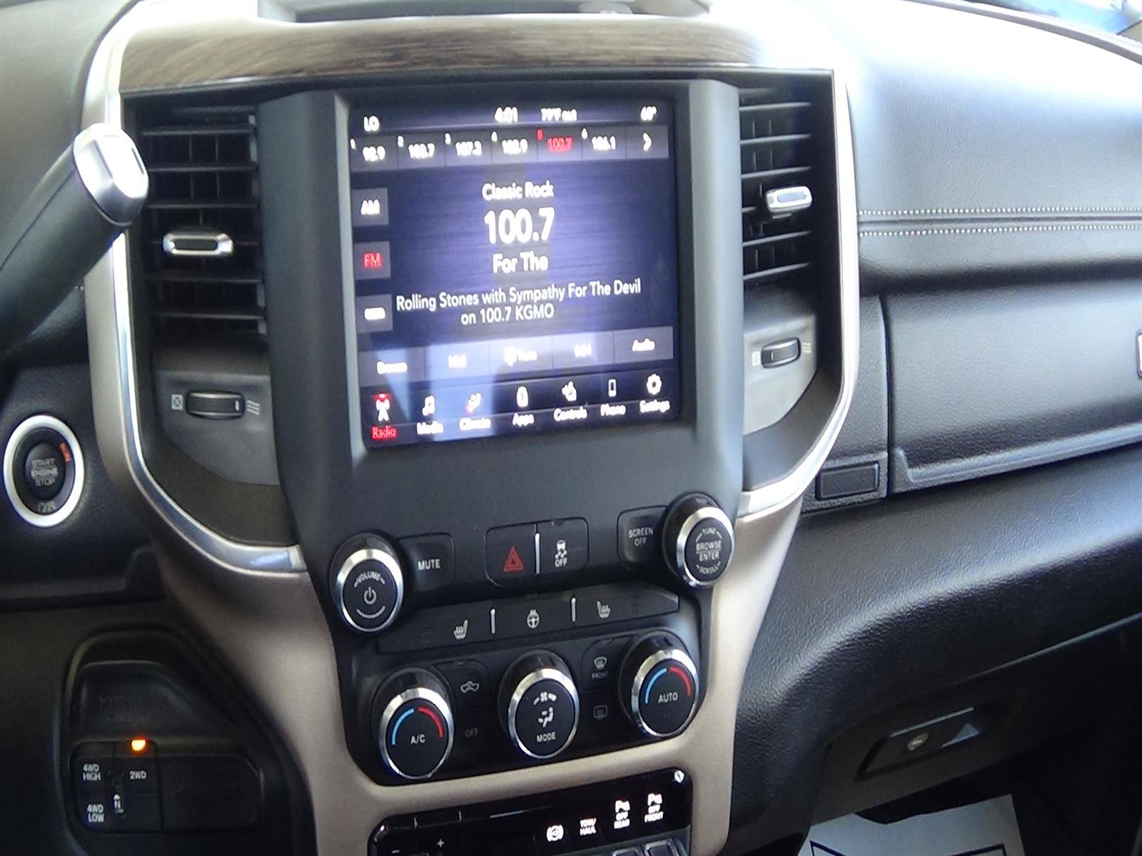 Certified 2021 RAM 2500 Laramie image 24