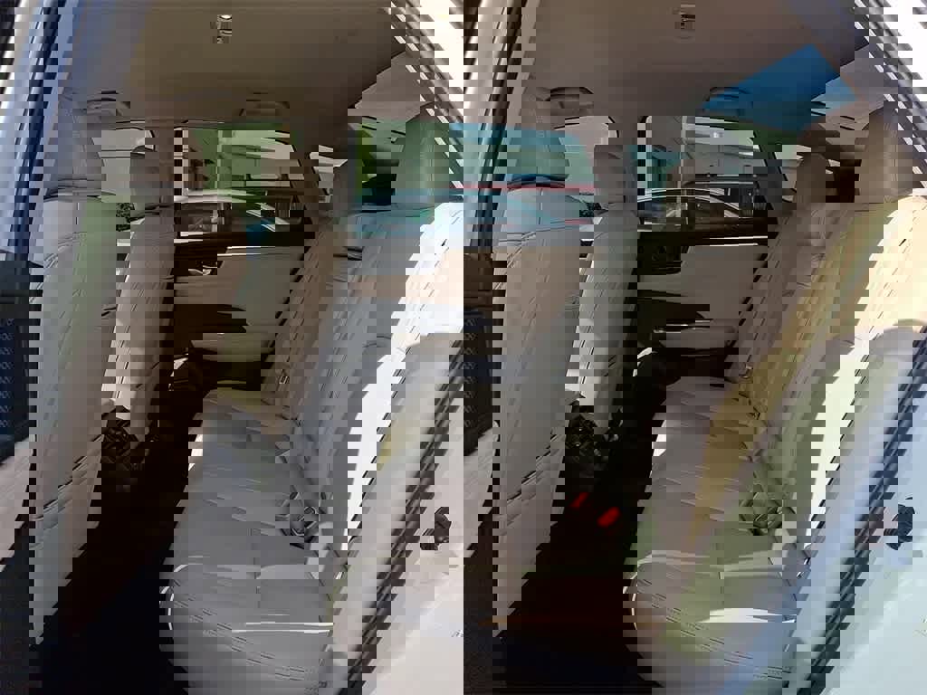 Used 2018 Honda Clarity Touring image 9