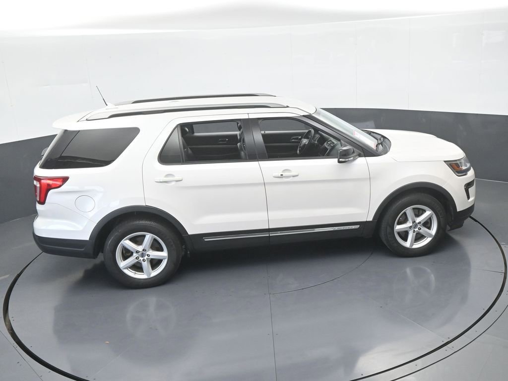 Used 2018 Ford Explorer XLT w/ Equipment Group 202A FWD image 55