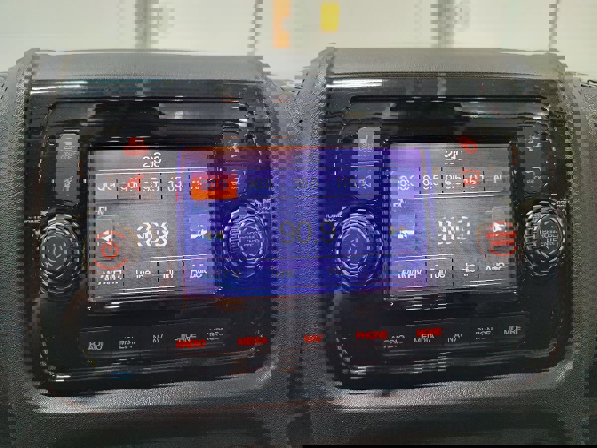 Used 2021 RAM ProMaster 3500 w/ Convenience Group image 27