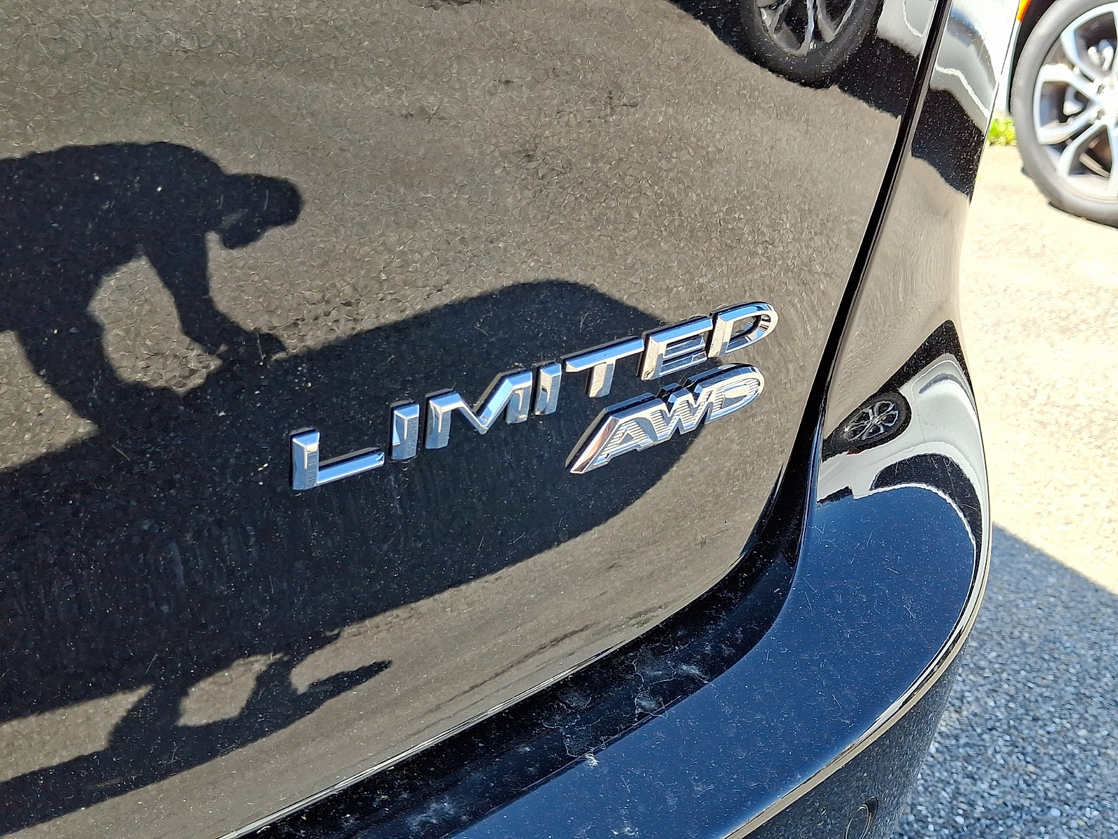 New 2026 Chrysler Pacifica Limited AWD/4WD image 6