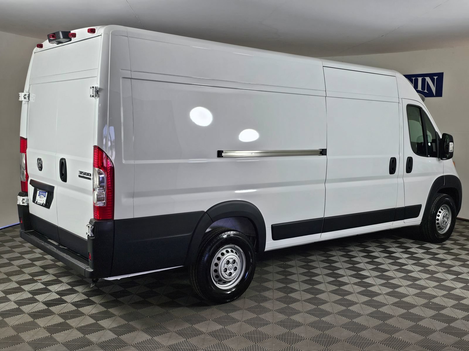 New 2026 RAM ProMaster 3500 FWD image 19
