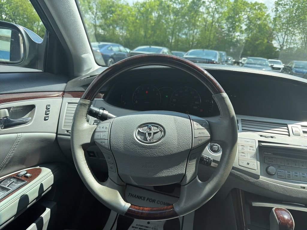 Used 2008 Toyota Avalon Limited FWD image 13