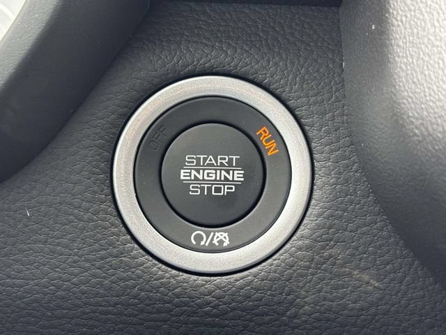 New 2026 RAM 1500 4x4 Crew Cab image 19