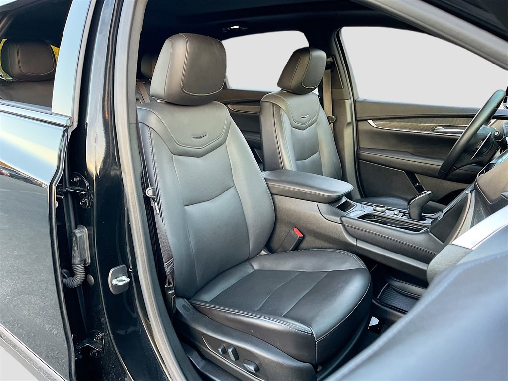 Used 2023 Cadillac XT5 Sportv image 29