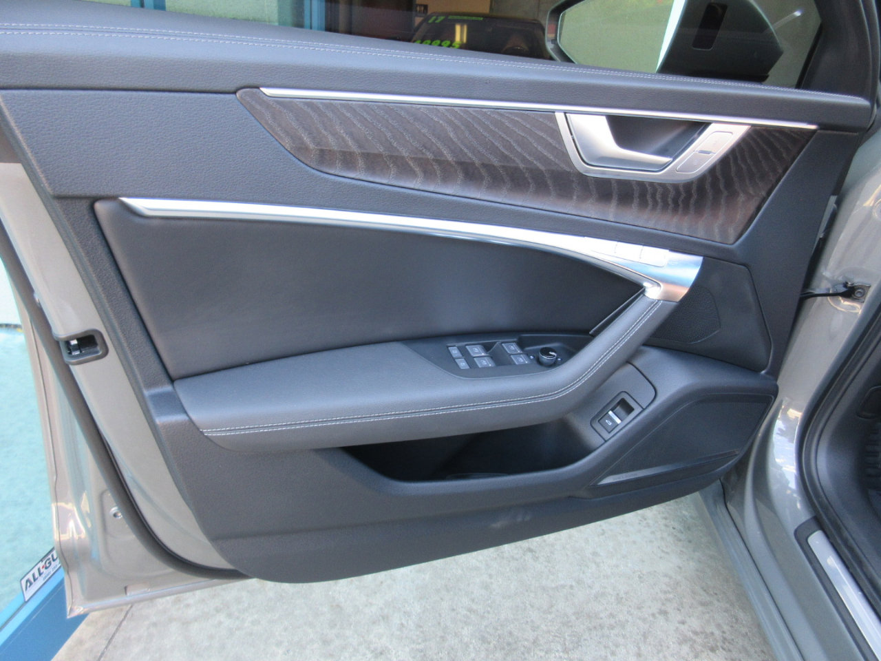 Used 2023 Audi A6 Premium Plus image 5