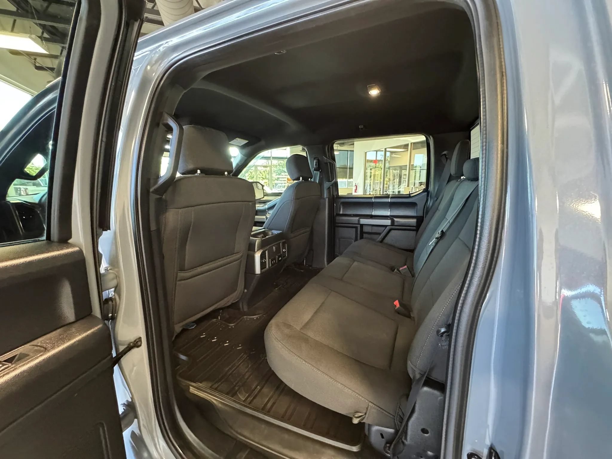 Used 2020 Ford F150 XLT w/ Equipment Group 302A Luxury AWD/4WD image 22