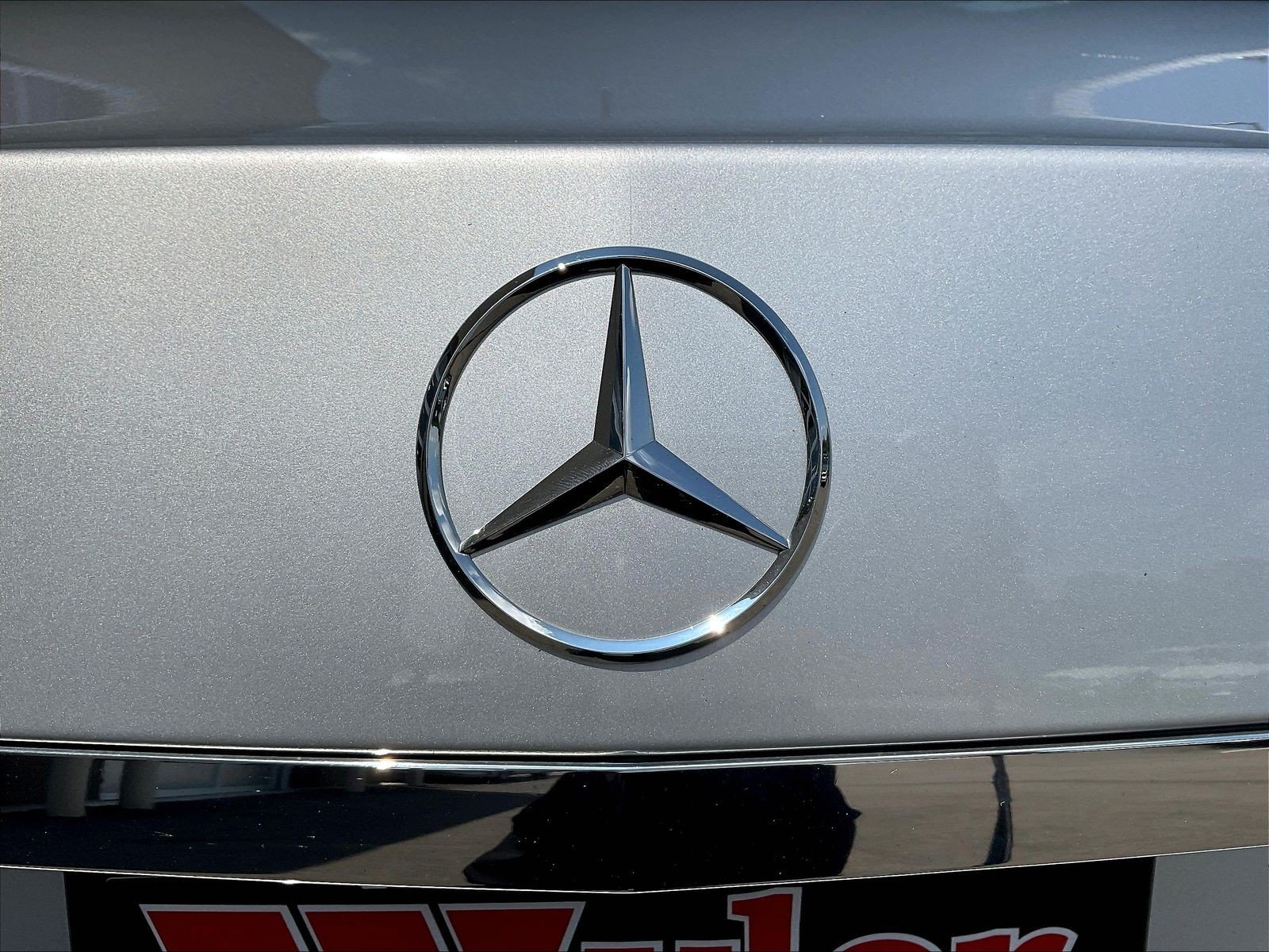 Used 2010 Mercedes-Benz E 350 4MATIC Sedan image 24