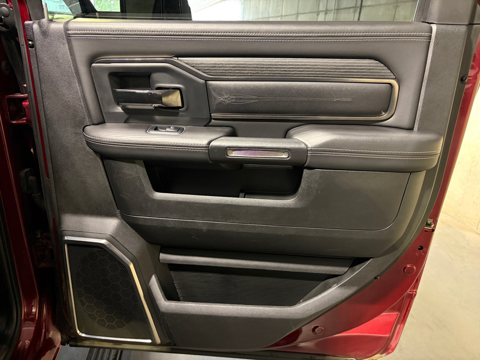 Used 2022 RAM 3500 Limited w/ Safety Group AWD/4WD image 26