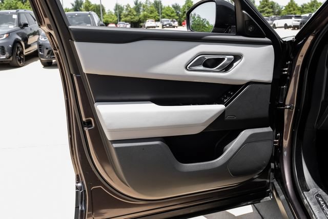 New 2026 Land Rover Range Rover Velar S AWD/4WD image 54