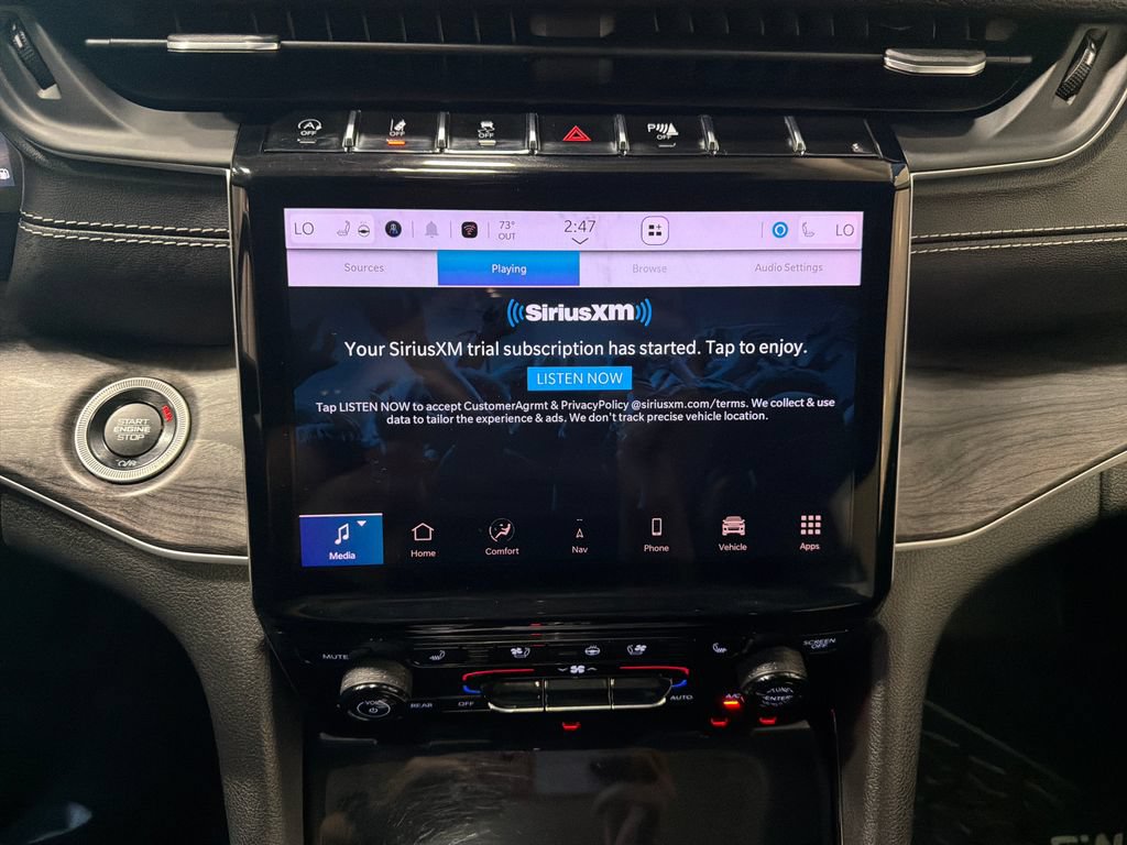 Used 2022 Jeep Grand Cherokee Limited w/ Luxury Tech Group II AWD/4WD image 8